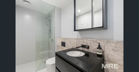 Sophisticated urban retreat - Photo 2