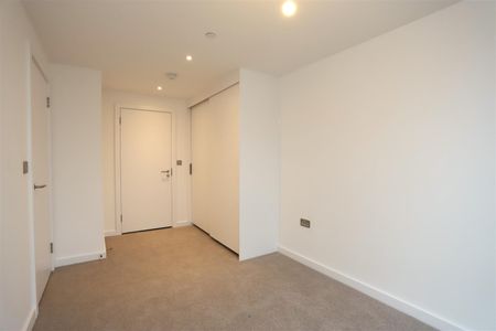 The Railings, Middlewood Locks - Photo 4