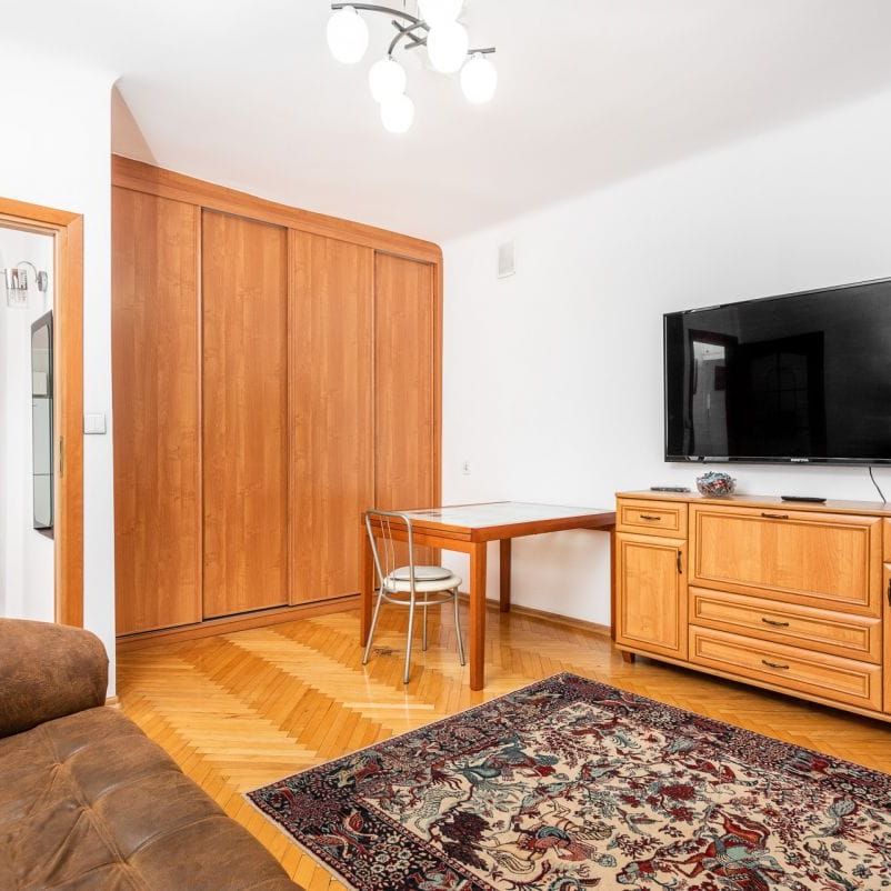 2 osobne pokoje, duża kuchnia, Os. Teatralne 52.3 m² - Photo 1