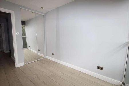 Fryent Close, Kingsbury, London, NW9 - Photo 2