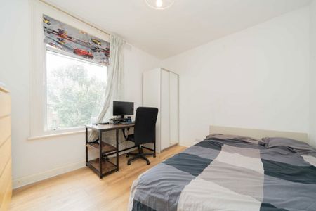 Bloemfontein Road, W12 7BH, London - Photo 4