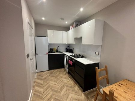 Fishponds Road, Wokingham - Photo 5