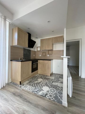 Location Appartement 2 pièces 44m² - Photo 4