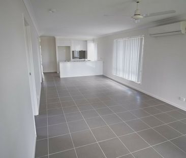 Low maintenance home in Pimpama - what more could you want?! - Photo 5