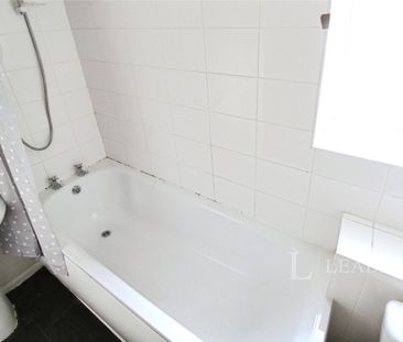 2 bedroom house to rent Twigden Court, Mount Pleasant Road, Luton, LU3 - Photo 2