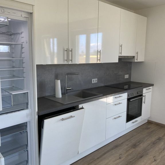 2 Zimmer Wohnung inkl. Balkon und Einbauküche - Photo 1