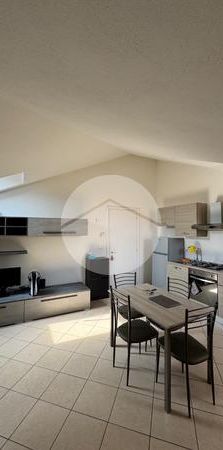 Monolocale in affitto - Photo 1