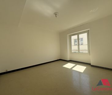 Location Appartement 3 pièces 78m² AUBAGNE 13400 - Photo 3