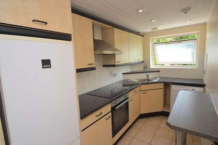 Ardentinny, Grosvenor Rd, St Albans, AL1 - Photo 2