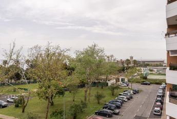 4 Bedroom Apartment with parking, Alto da Barra, Oeiras