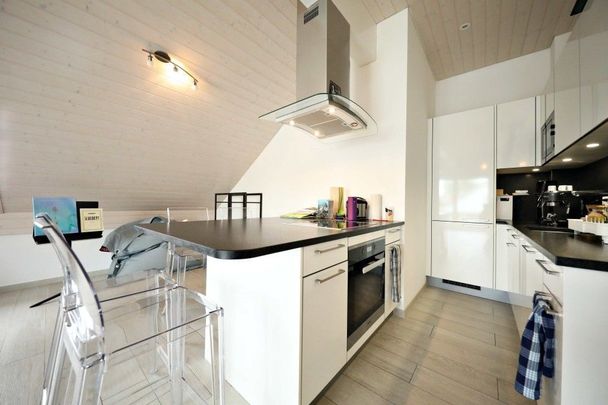 Splendid 3.5 room modern apartment in the center of Gingins – Balcony – Parking - Photo 1