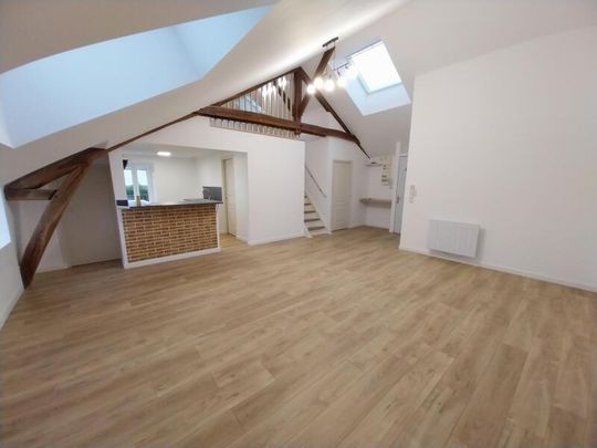 Location Appartement 3 pièces 71m² FLEURY LES AUBRAIS 45400 - Photo 1