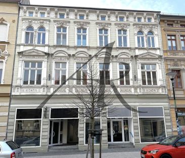 Schicke 4-Zimmer-Wohnung, 2. Obergeschoss in der City - Photo 1