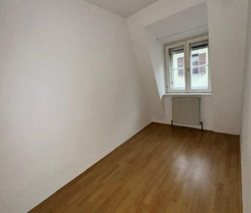 HIT! GÜNSTIG,FREUNDLICH, BEQUEME 2 ZIMMER WOHNUNG IM ZENTRUM ! - Foto 5