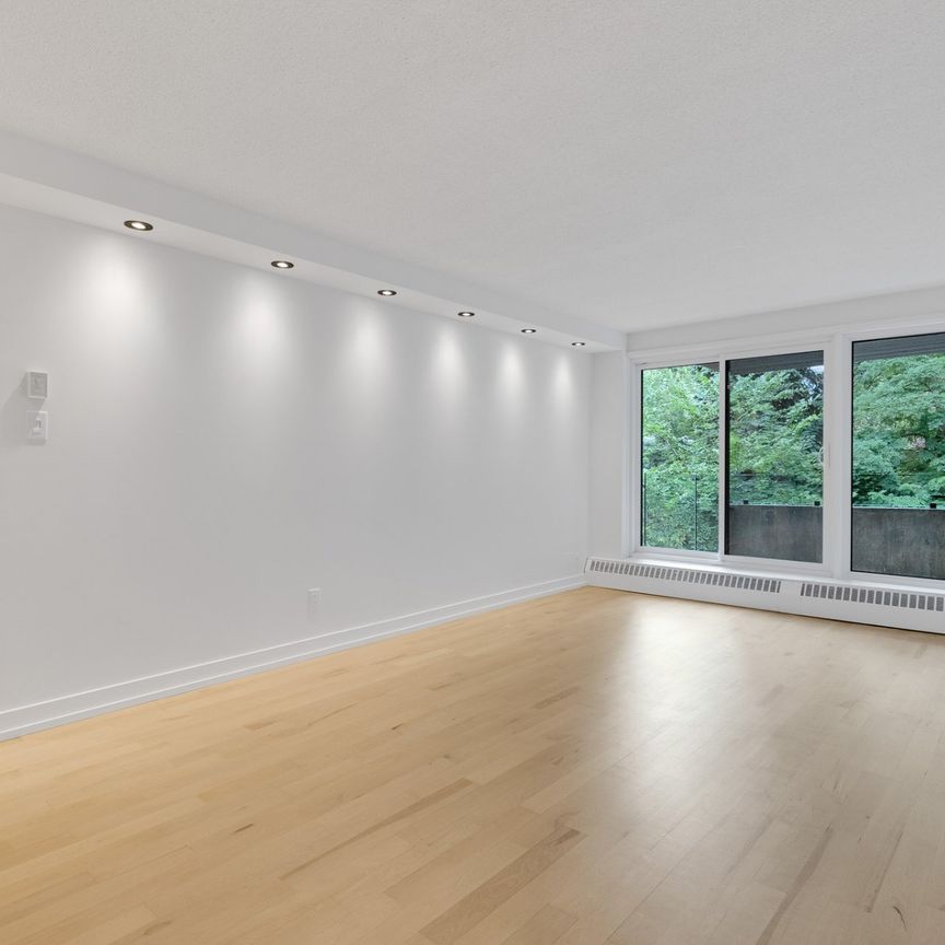 4700 Av. Bonavista, Montréal (Côte-des-Neiges, QC H3W - Photo 1