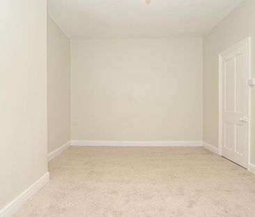 2 bedroom House To Let - Photo 5