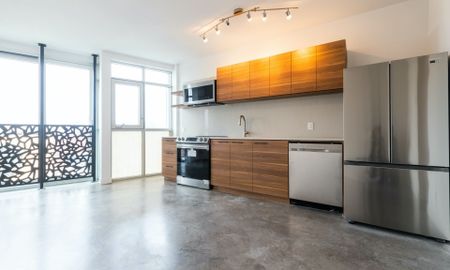 For Lease - 3333 Dundas Street Unit# 3A, Toronto, Ontario - Photo 3
