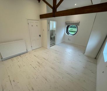 5 bedroom semi-detached house to rent - Photo 6