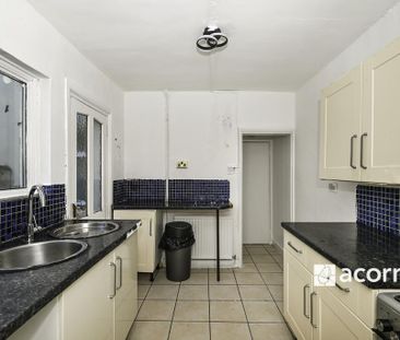 1 bedroom in a house share to rent - Photo 5