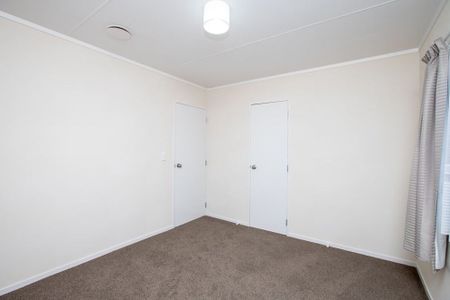 A generous four bedroom family home in Frankton at the end of the street. - Photo 4