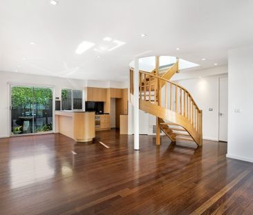 Thinking of selling? Contact our agent - Photo 1