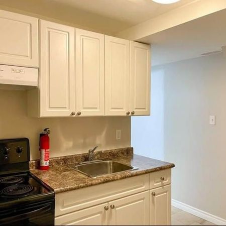 For Lease - 1866 Mickleborough Drive, London North, Ontario - Photo 4