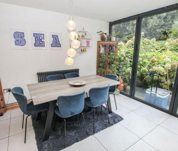 2 bedroom terraced house to rent - Photo 4