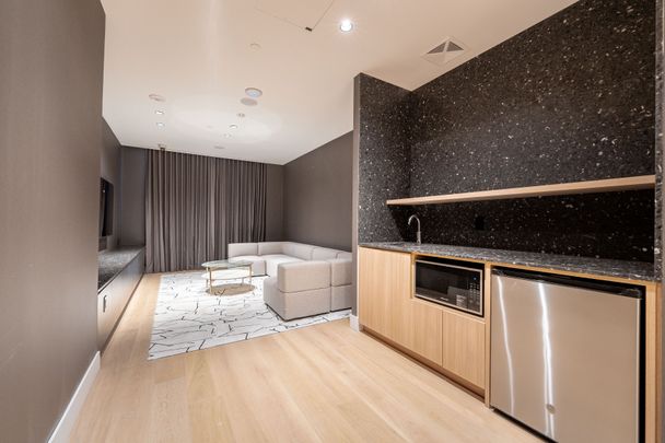 For Lease - 395 Square One Drive Unit# 209, Mississauga, Ontario - Photo 1