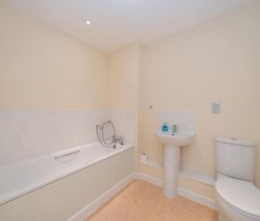 2 bedroom apartment to rent - Photo 6