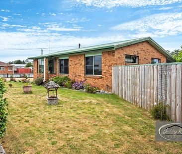 3 Bedroom home close to Sporting Facilities & CBD - Photo 2