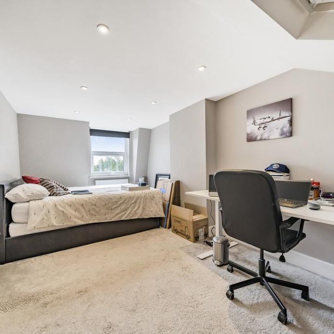 4 bedroom house to rent - Photo 1