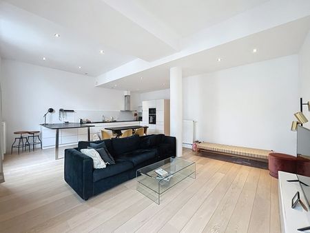 Appartement te huur in Ixelles - Photo 2