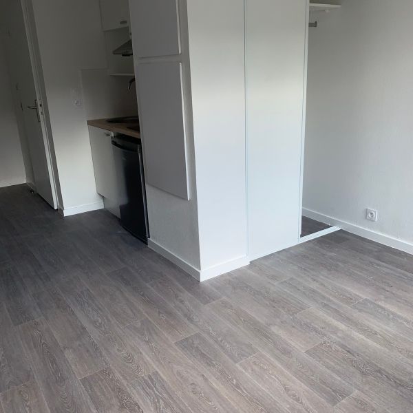 Location Appartement 1 pièce 19m² AUZEVILLE TOLOSANE 31320 - Photo 1