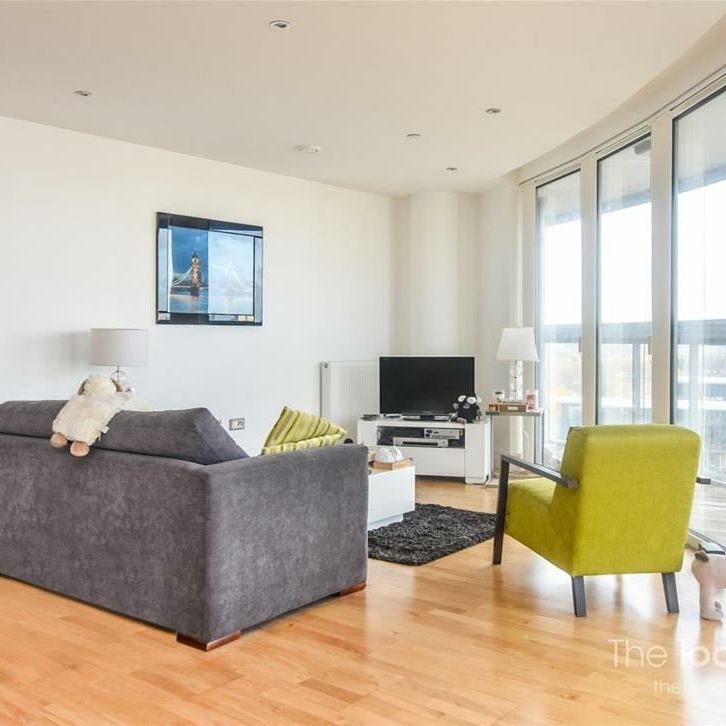 2 Bed Flat, Dowells Street, SE10 - Photo 1