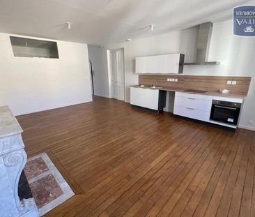 Location Appartement 3 pièces 68m² BOURG EN BRESSE 01000 - Photo 2
