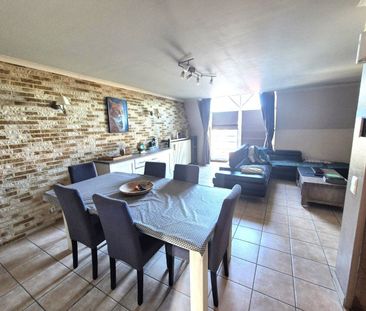 Ruim duplex-appartement met garage te Zulte - Photo 6