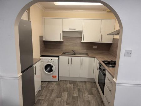 1 bedroom flat to rent - Photo 5