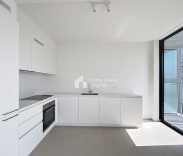 Superb new 2 bedroom apartment with terrace - Photo 3