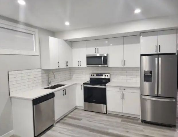 Cozy 2-Bedroom 2-Bathroom Basement | Calgary - Photo 1