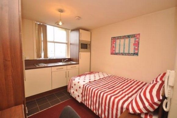 1 Bed - Kirkgate, Oldgate, Town Centre, Huddersfield - Photo 1