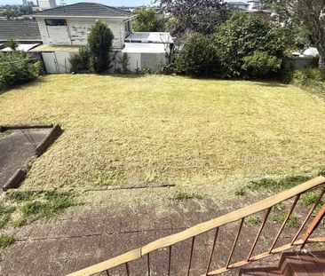 Spacious 3-bedroom home in a quite Milford crescent - Photo 1