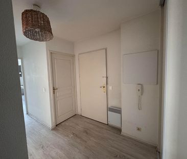 Location Appartement 3 pièces 64m² - Photo 6