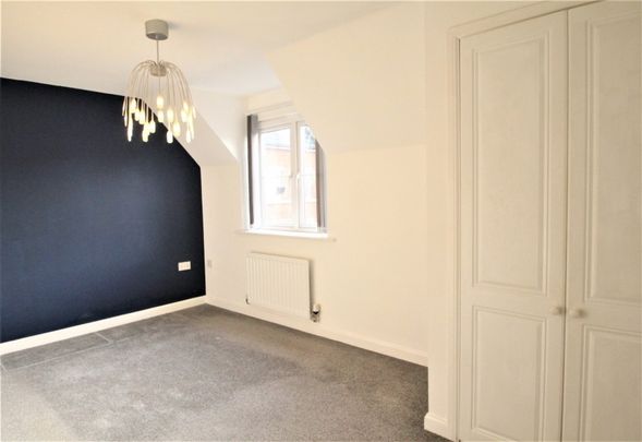 St Briavels Close, Tuffley, Gloucester, GL4 - Photo 1