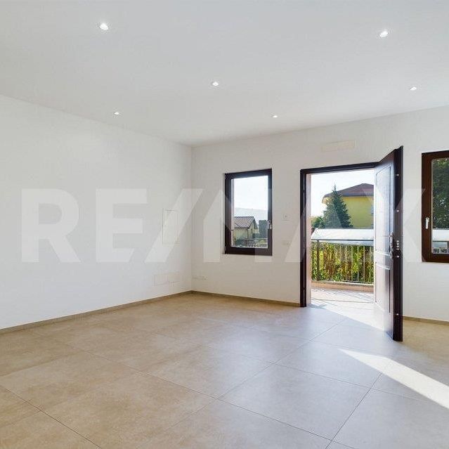 Appartamento 3 locali, in residenza di nucleo con giardino - Foto 1