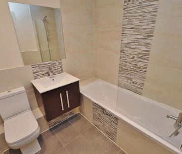 2 bedroom apartment to rent - Photo 6