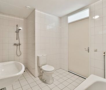 Te huur: Appartement Mattenbiesstraat 153 in Amsterdam - Photo 3