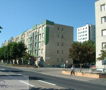 Location appartement 4 pièces 73 m² à Saint-Affrique (12400) - Photo 1