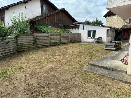 Appartement de 3,5 pièces au rez avec entrée séparée - Foto 2