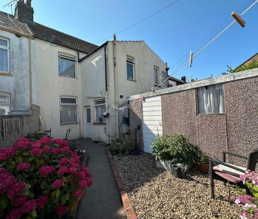 2 bedroom terraced house to rent - Photo 6
