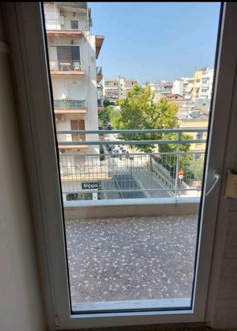 Εξαιρετική γκαρσονιέρα με θέα δίπλα στο μετρό - Photo 2